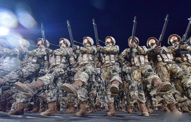 North Korean Soldiers March in New Uniforms