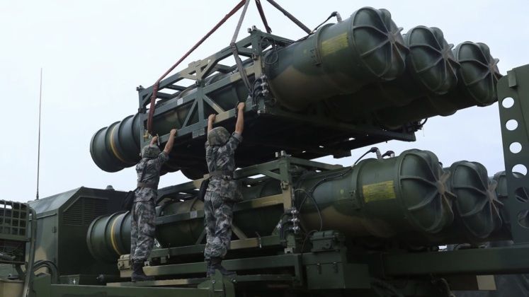 HQ-16 Surface to Air Missiles 