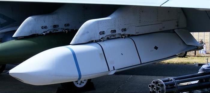 JASSM-ER Standoff Radar Evading Cruise Missile 