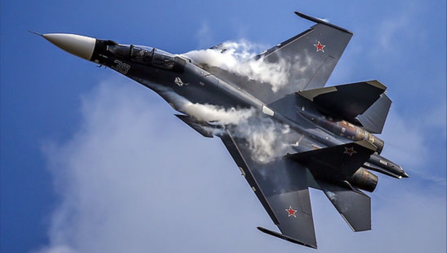 Su-30SM Heavyweight Fighter