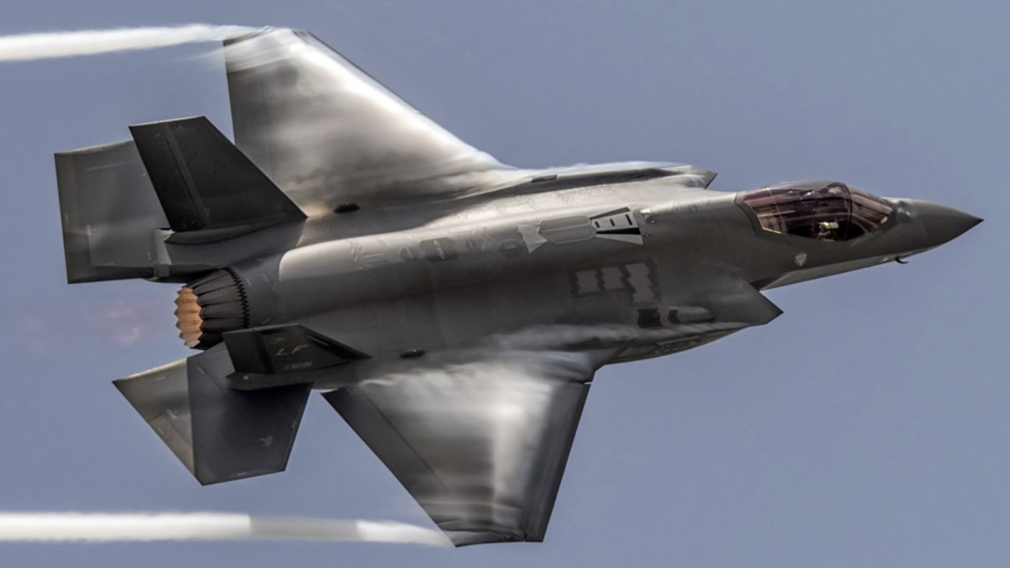 F-35 Stealth Fighter