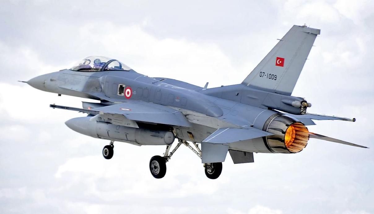 Turkish Air Force F-16 Fighting Falcon