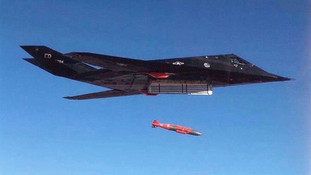 F-117 Nighthawk Drops JDAM 2000 Ib Bomb