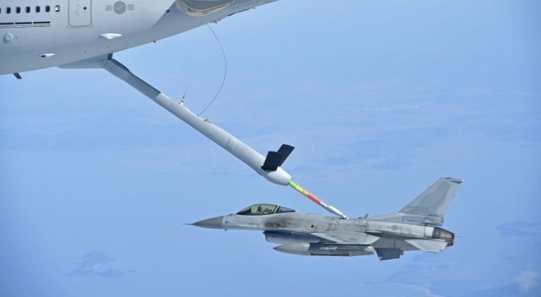 F-16 Aerially Refuelling Heading to Exercise Pitch Black