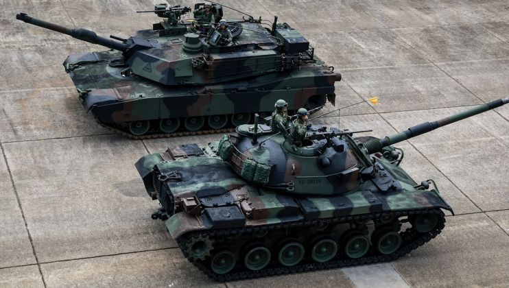 Republic of China Army M1A2T (top) and CM-11 Tanks