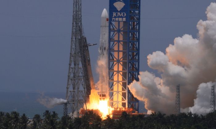 Chinese Long March 10B Rocket Launch