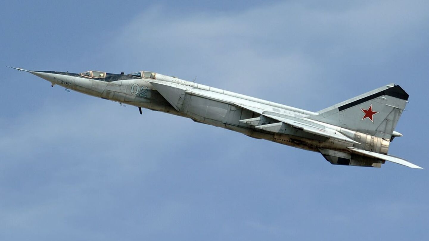MiG-25 폭스바트