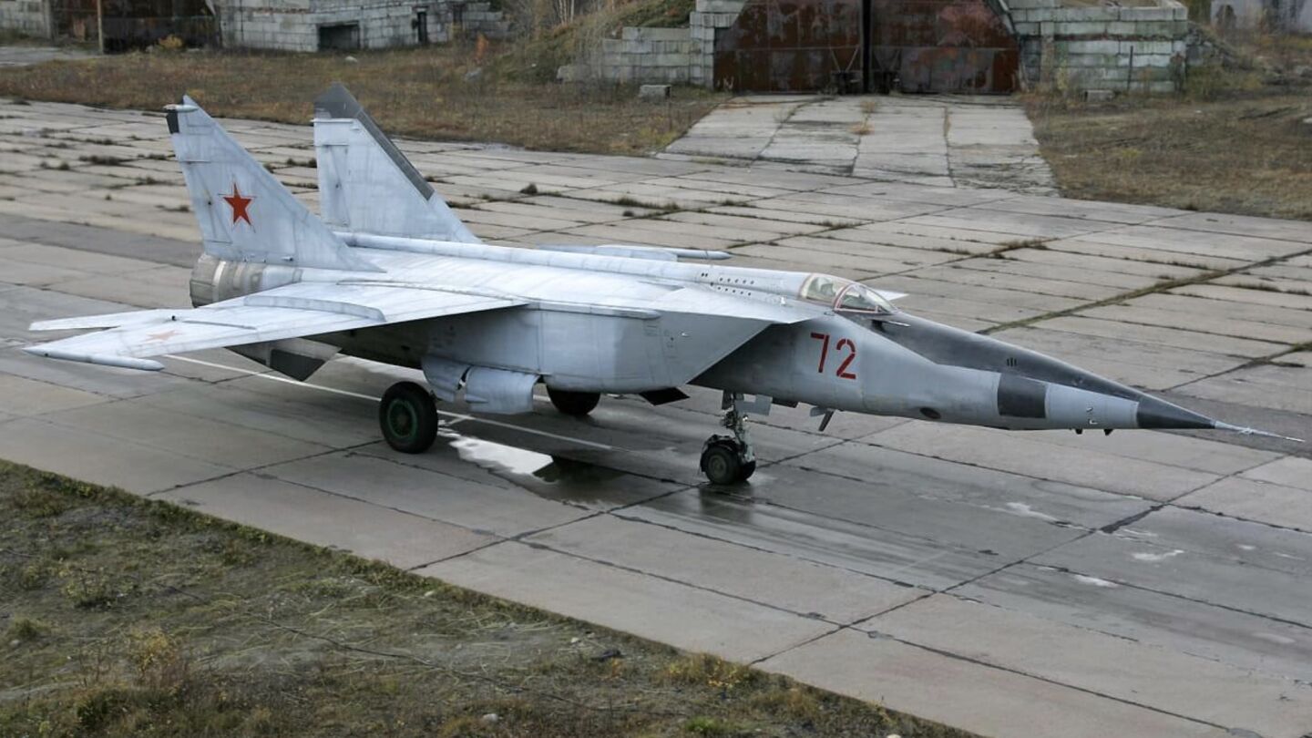 MiG-25 폭스바트