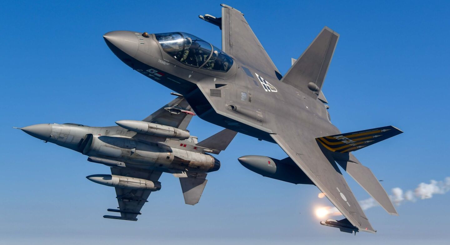 KF-21 (front) and F-16 Fighters