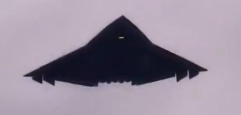 Chengdu Sixth Generation Fighter in Flight Testing in China in Late September