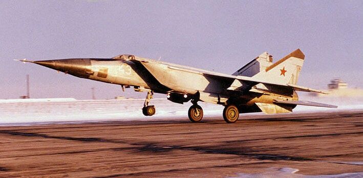 Soviet MiG-25RB Mach 3+ Reconnaissance Bomber