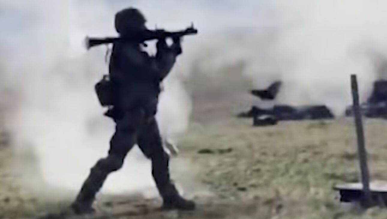Colombian Contractor Fires Rocket Propelled Grenade in Ukraine