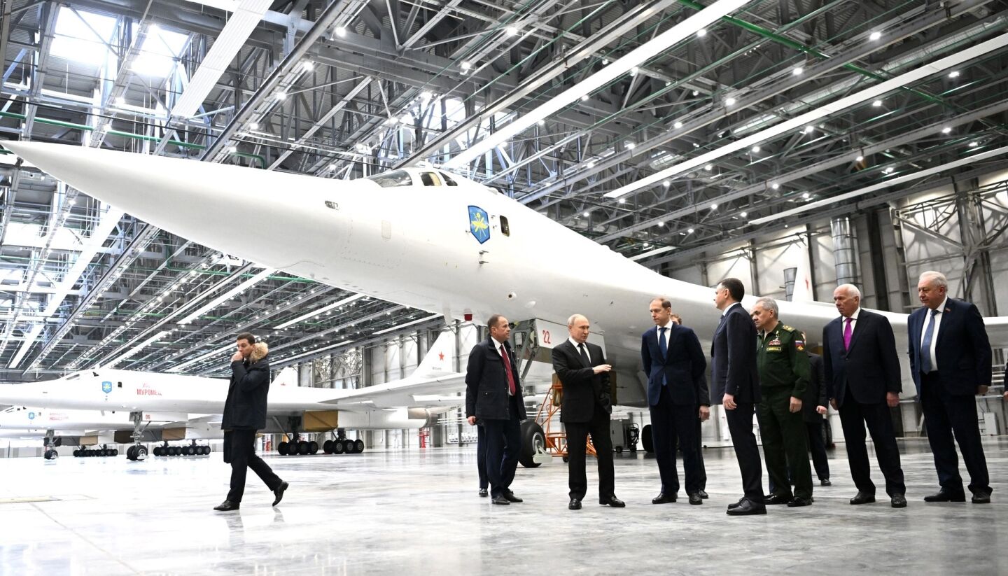 Russian Leadership Figures Tour the Kazan Aircraft Plant Where Tu-160 Bombers are Produced and Modernised in 2025